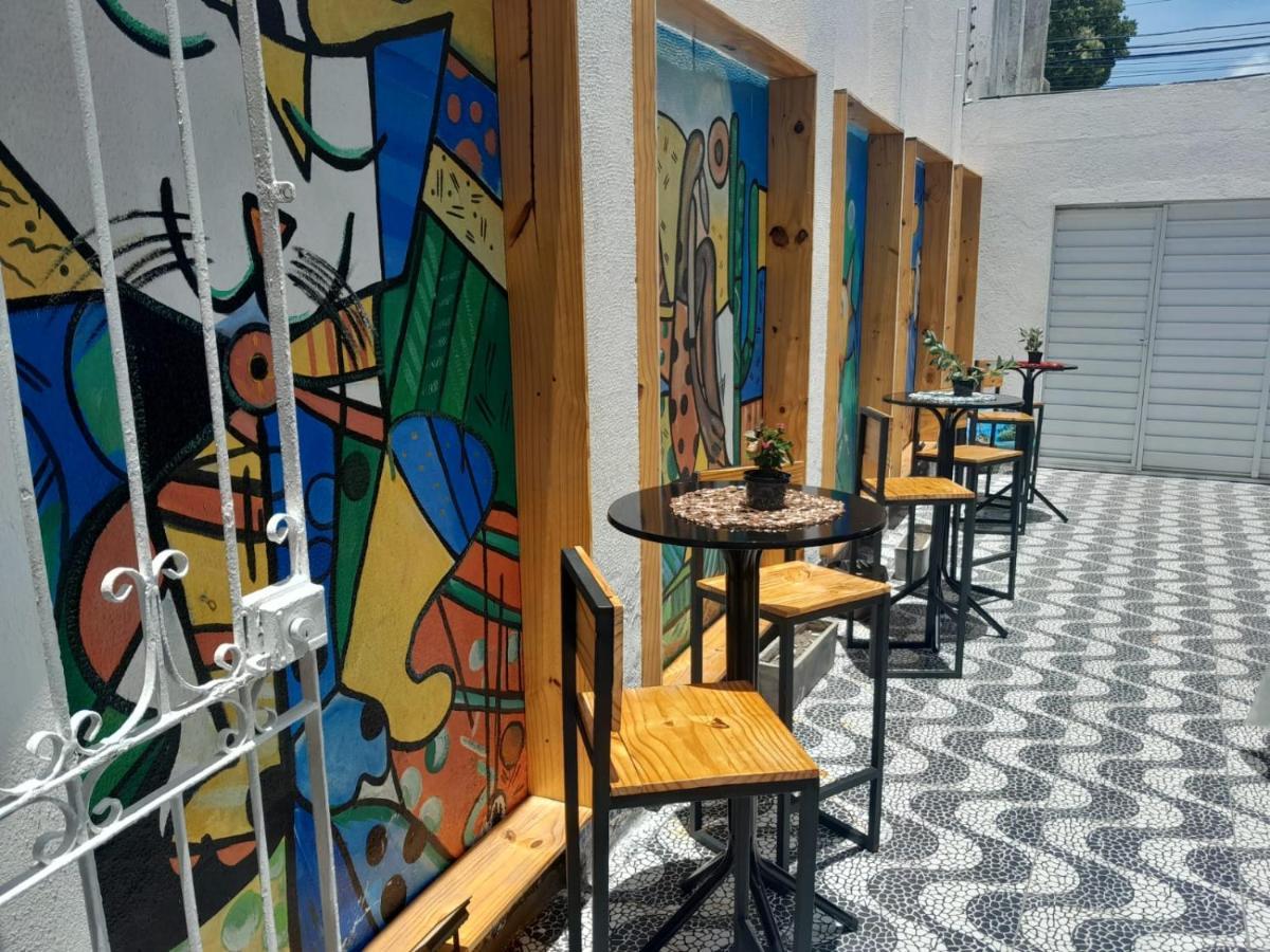 "Le Chat Qui Peche" Hostel A 150 Metros Da Praia De Pajucara Maceio (Alagoas) Exterior photo
